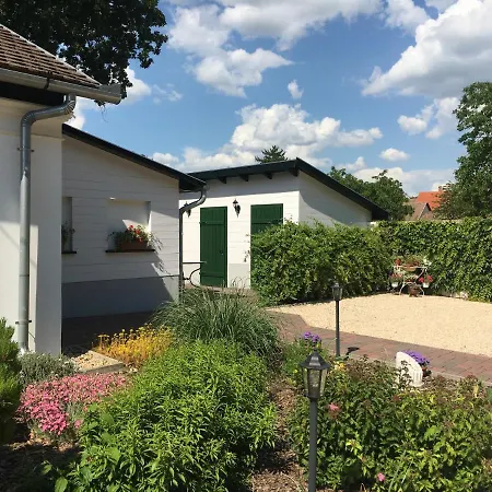 Szin-es Vendeghaz Bed & Breakfast