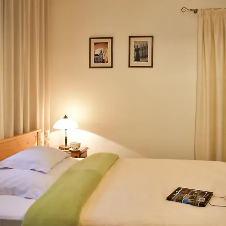 Szin-es Vendeghaz 3* Szentes